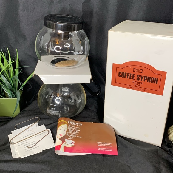 YAMA 8 cup glass vacuum brew stovetop siphon coffee maker made in Taiwan - Picture 1 of 9